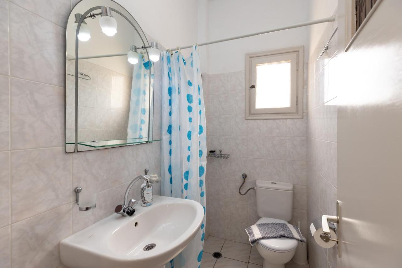 Peris Rooms 卡马雷 外观 照片