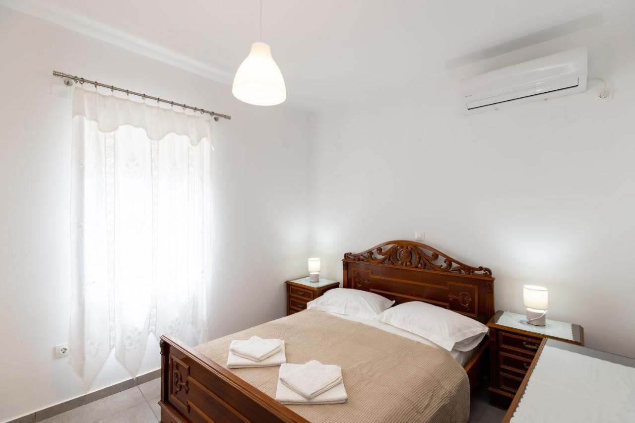 Peris Rooms 卡马雷 外观 照片