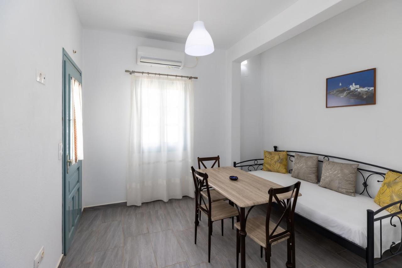 Peris Rooms 卡马雷 外观 照片
